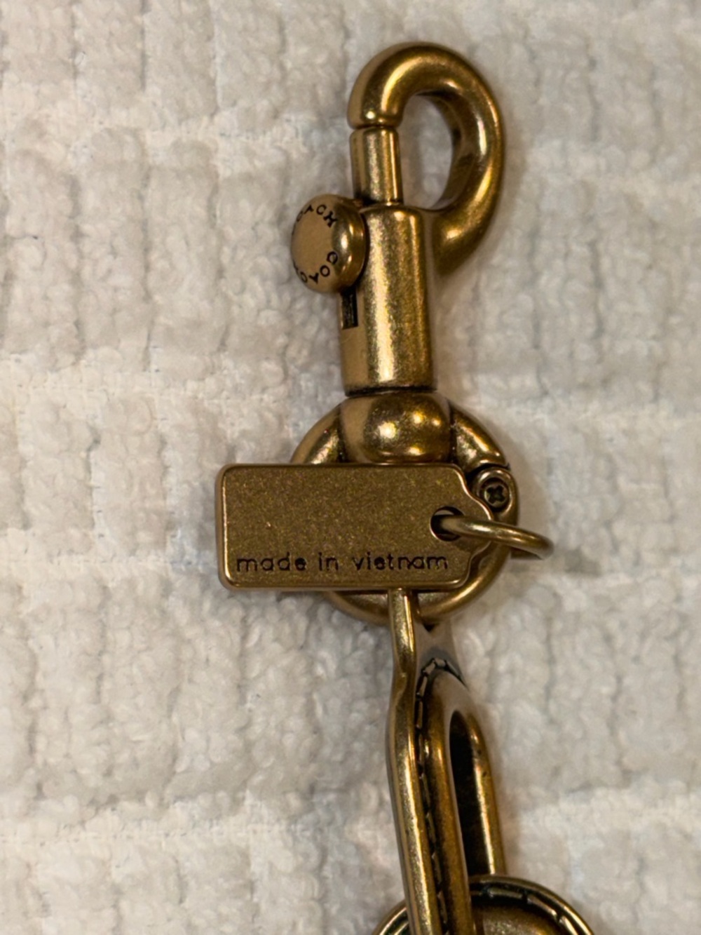 Coach Antique Brass Chain with Signature Tag - Picture 6 of 6